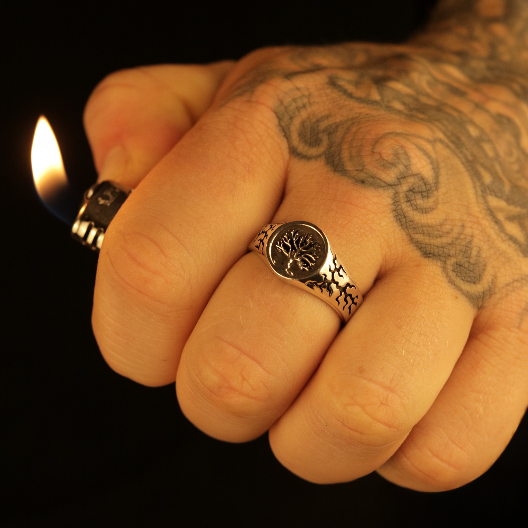 "Exodus" Signet