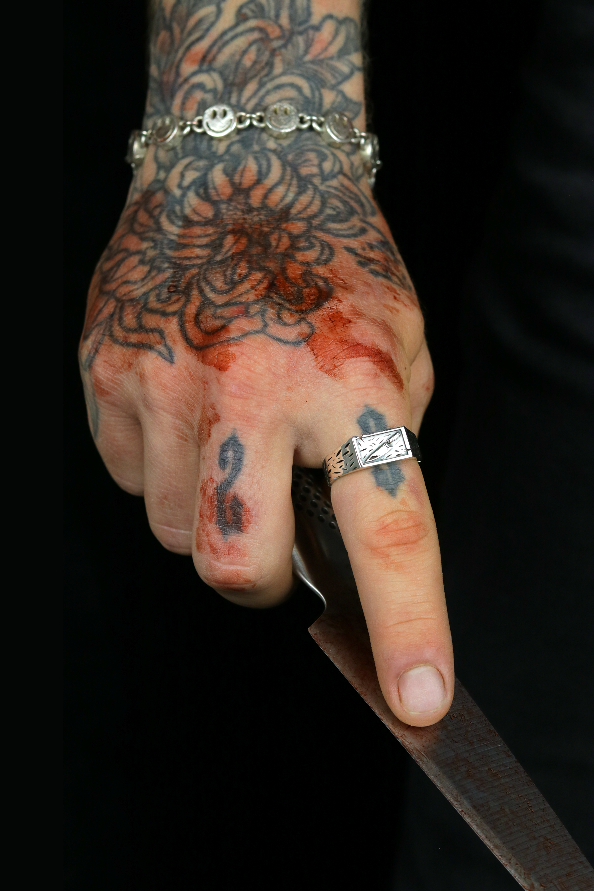 "Cut-Throat" Signet